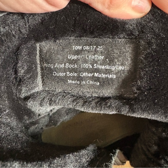 Banana Republic Men’s Black Leather Shearling-Lined Moto Boots (Size 10M) - Picture 5 of 6